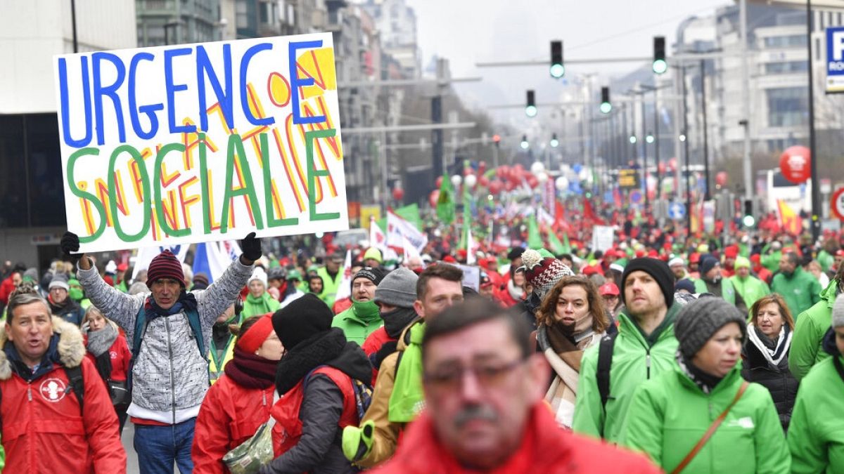 fizetésemelésért tüntetnek Brüsszelben december 16-án