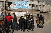 Taliban'ın kararının ardından kadın öğrenciler kampüse alınmadı