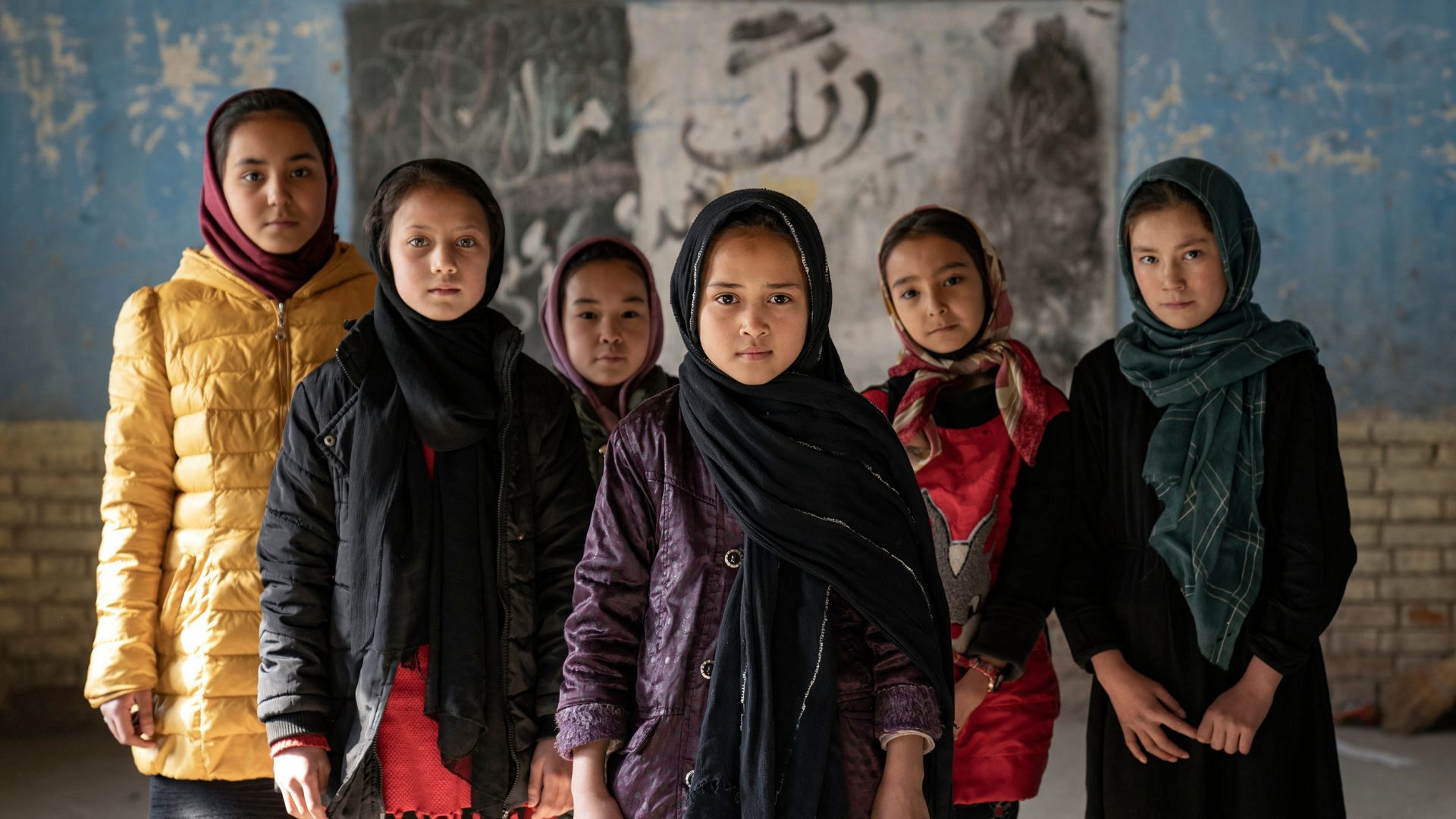 زنان افغان در اعتراض به ممنوعیت تحصیلات دانشگاهی خون می‌گریند Euronews 