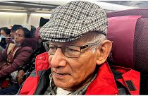 El asesino en serie Charles Sobhraj en el vuelo de vuelta a Francia desde Nepal,
