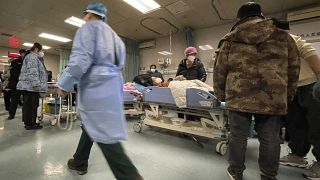 Ράντζα παντού σε πολλά νοσοκομεία της κινεζικής επαρχείας