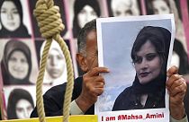 İran Yargıtay'ı, Mahsa Amini protestoları sorasında idam cezasına çarptırılan rapçi Saman Seydi Yasin hakkındaki idam kararına yaptığı temyiz başvurusunu kabul etti