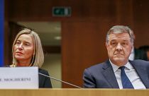 Antonio Panzeri, a Fight Impunity elnöke és Federica Mogherini volt uniós főképviselő