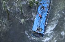 El rescate tuvo que ser interrumpido por el creciente caudal del río Lérez.