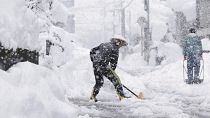 Ungewöhnlich starker Schneefall in Japan