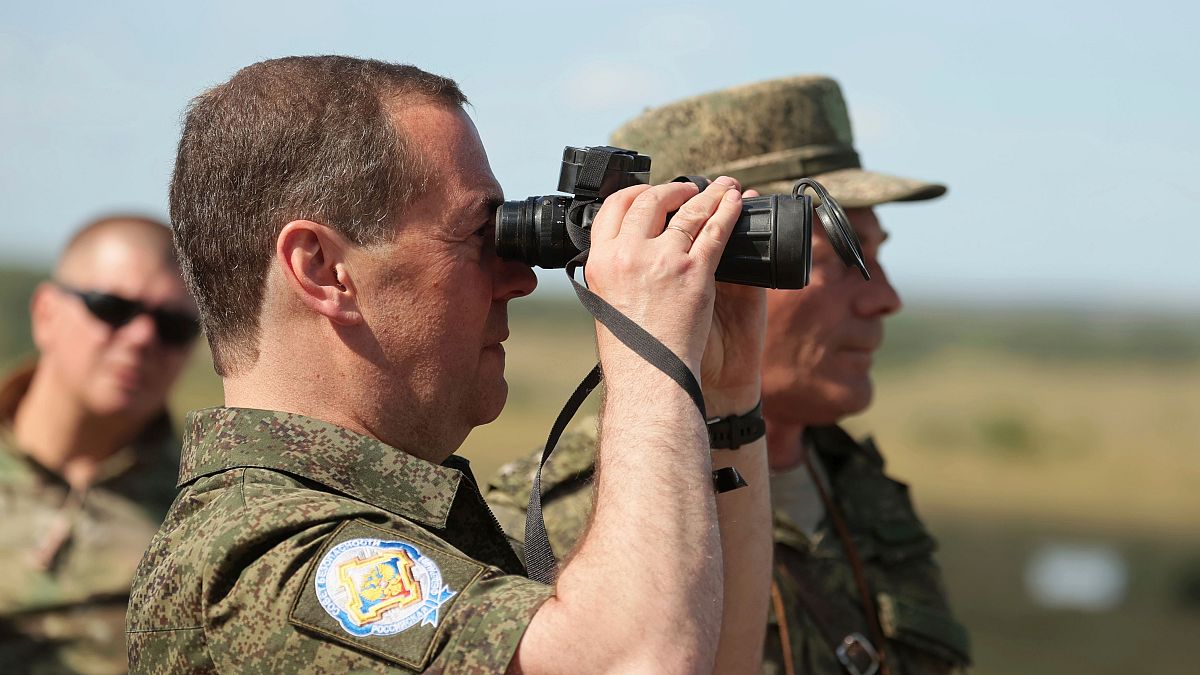  Дмитрий Медведев посещает Тоцкий военный гарнизон в Оренбургской области, 5 августа 2022 года.