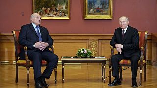 Putin e Lukashenko em São Petersburgo