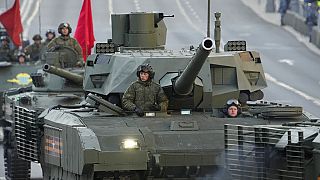 Panzer T-14 Armata bei der Probe einer Militärparade in Moskau im Mai 2022
