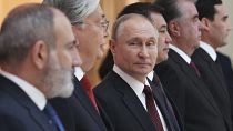 الرئيس الروسي فلاديمير بوتين، خلال اجتماع لرؤساء الدول السوفيتية السابقة في سانت بطرسبرغ، روسيا.