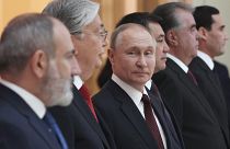 الرئيس الروسي فلاديمير بوتين، خلال اجتماع لرؤساء الدول السوفيتية السابقة في سانت بطرسبرغ، روسيا.