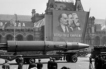 Иконы партийной идеологии: Маркс, Энгельс, Ленин во время парада военной техники на Красной площади (1 мая 1963 г.)
