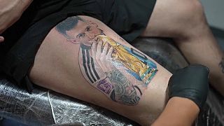 Tatuaje de Leo Messi en un centro especializado en Buenos Aires, Argentina