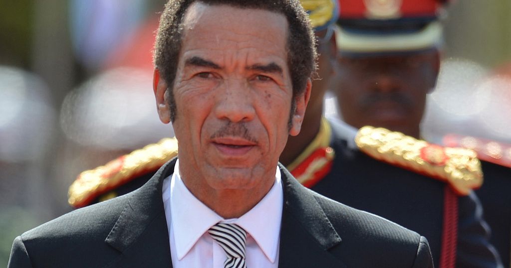 Botswana emite una orden de arresto contra el expresidente Khama