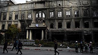 Kamboçya’da otel yangını binayı enkaza çevirdi