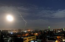 تصویر آرشیوی؛ موشک اسرائیلی در آسمان دمشق در نزدیکی فرودگاه پایتخت، سال ۲۰۱۹ 