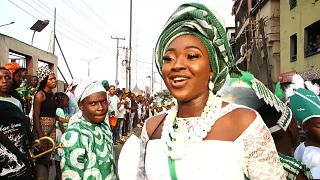 Les Nigérians démarrent l'année avec le carnaval Fanti à Lagos