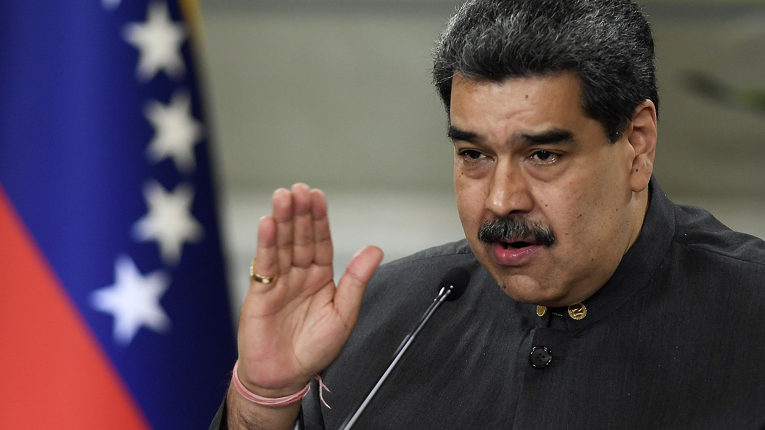 ARCHIVO - El presidente Nicolás Maduro fue entrevistado por el periodista Ignacio Ramonet en el canal estatal VTV ARCHIVO - El presidente Nicolás Maduro fue entrevistado por el periodista Ignacio Ramonet en el canal estatal VTV