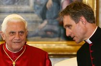 Папа Бенедикт XVI и его личный секретарь архиепископ Георг Генсвайн