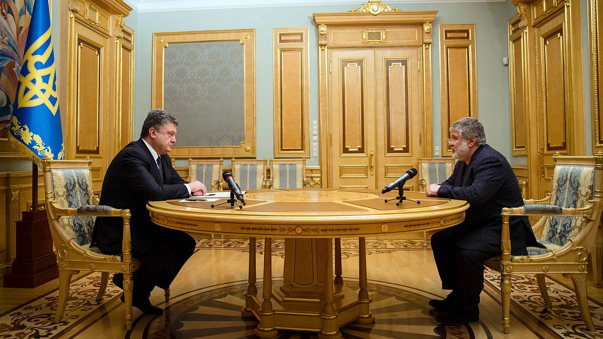 Geschäftsmann Ihor Walerijowytsch Kolomojskyj bei einem Treffen mit dem damaligen Präsidenten der Ukraine, Petro Poroschenko, ebenfalls ein Oligarch (März 2015)