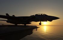 Egy F-14-es repülő száll fel egy anyahajóról 2003-ban az Arab-öbölben / Képünk illusztráció