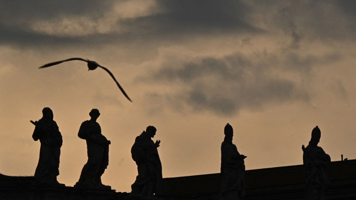 Benedict XVI to have three coffin burial in funeral similar to reigning  pope | Euronews