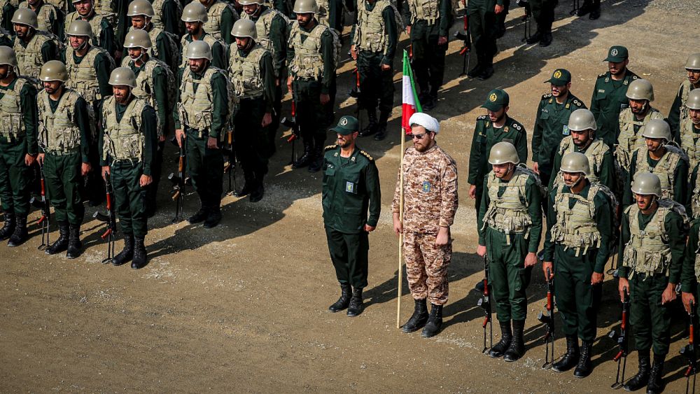 مقتل عنصر من الحرس الثوري الإيراني بإطلاق نار في طهران