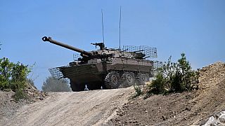 Gli AMX-10 RC che la Francia si appresta a fornire all'Ucraina: veicoli corazzati da ricognizione e combattimento che Parigi sta sostituendo con i più moderni Jaguar