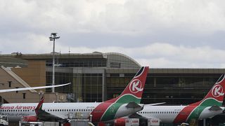 La suspension des actions de Kenya Airways prolongée