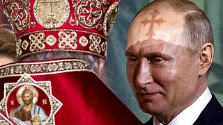 Ο Ρώσος πατριάρχης Κύριλλος συνομιλεί με τον Ρώσο πρόεδρο Βλαντίμιρ Πούτιν