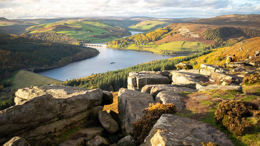 These scenic bus routes in England will cost you under €3