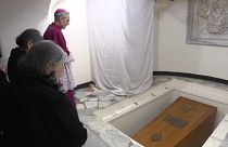 Le cercueil de Benoît XVI repose dans la crypte de la basilique Saint-Pierre