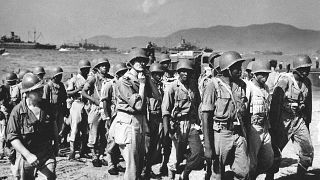 Сенегальские подразделения французской армии высаживаются на побережье Южной Франции, 1944