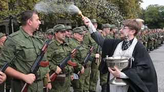 جنود روس قبل مغادرة سيفاستوبول