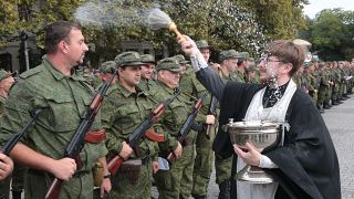 Kısmi seferberlikle askerlere alınanlar için Sivastopol kentinde tören düzenleniyor. 27 Eylül 2022