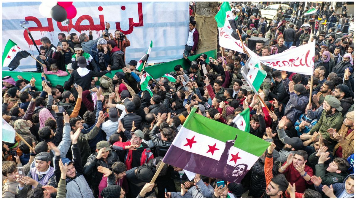 مظاهرة في إدلب احتجاجا على تقارب أنقرة مع دمشق