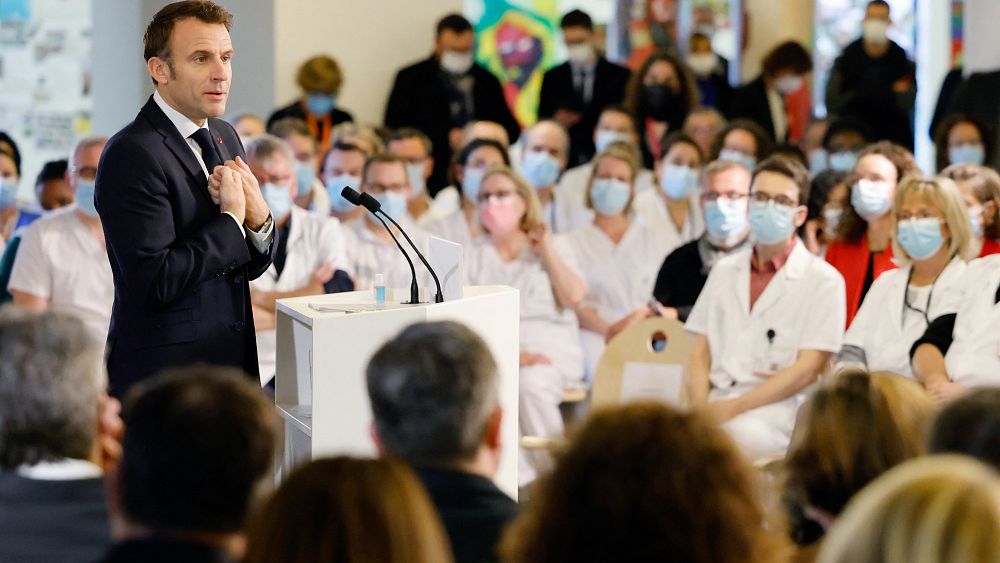 Emmanuel Macron dévoile un nouveau plan pour arrêter une «crise sans fin» dans le système de santé français