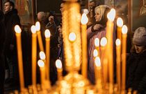 Servicio religioso por la Nochebuena ortodoxa en la ciudad de Kostyantynivka, en la región ucraniana de Donetsk.