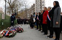 ریما عبدالمالک وزیر فرهنگ فرانسه، آن ایدالگو شهردار پاریس، ژرارد درمنن وزیر کشور، ییل براون پیوه رئیس مجلس ملی فرانسه، در مراسم هشتمین سالگرد حمله تروریستی به دفتر شارلی ابدو