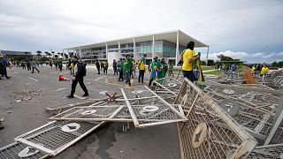 حمله هواداران ژایر بولسونارو، رئیس جمهور پیشین برزیل به ساختمان‌های حکومتی
