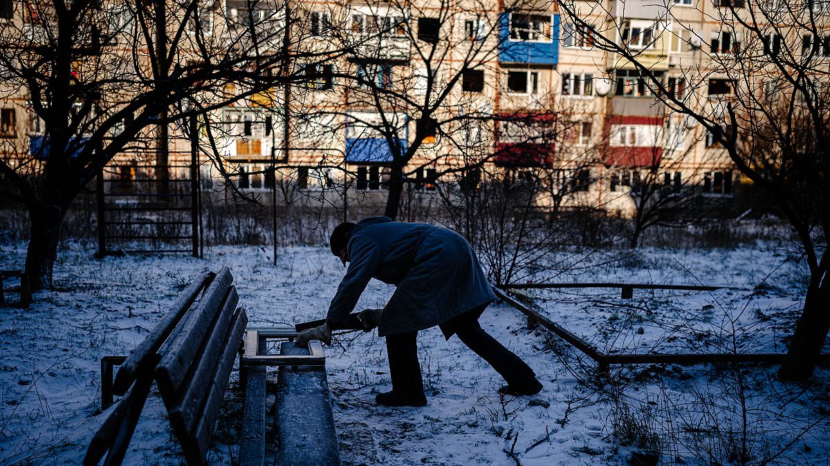 Sobreviver ao inverno no leste da Ucrânia