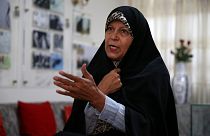 الناشطة الإيرانية فائزة هاشمي رفسنجاني ابنة الرئيس الإيراني السابق أكبر هاشمي رفسنجاني.
