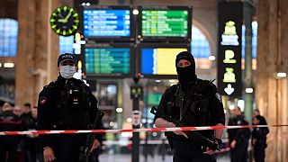 Polícia na Gare du Nord depois de ataque com arma branca