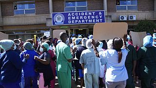 Le Zimbabwe restreint le droit de grève dans le secteur de la santé