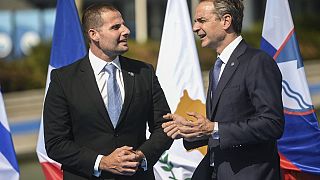 Yunanistan Başbakanı Miçotakis (sağda) ve Malta Başbakanı Abela