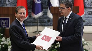 سفیر جدید ترکیه استوارنامه خود را به رئیس جمهوری اسرائیل تقدیم کرد