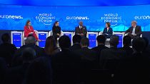 "Guerra en Ucrania: Año 2": debate en el Foro Económico de Davos moderado por Euronews