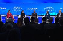 "Guerra en Ucrania: Año 2": debate en el Foro Económico de Davos moderado por Euronews