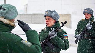 Rus Savunma Bakanlığı eylül ayında 300 bin askeri orduya çağırdı