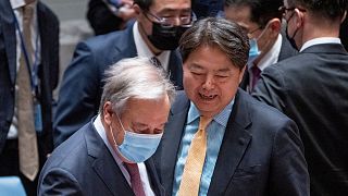 دبیرکل سازمان ملل متحد و وزیر خارجه ژاپن در نشست شورای امنیت