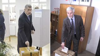 Андрей Бабиш (слева) и Петр Павел вышли во второй тур выборов президента Чехии